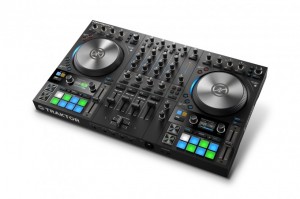 Native Instruments 发布全新 TRAKTOR S4 DJ 控制器