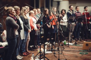 Spitfire Audio 发布 Eric Whitacre Choir（埃里克·惠特克合唱团）人声音色库（视频）