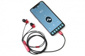 Blackloud耳机：可为iPhone带来调频收音机功能
