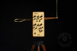 Moog发布百年纪念限量版Theremin乐器，一种无需接触即可演奏的神奇乐器（视频）