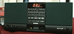 复古神器：YAMAHA（雅马哈）MDP-10软盘式MIDI播放器（视频）