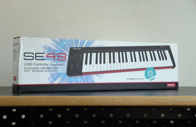 极简主义 — Nektar 新品 SE49 MIDI 编曲键盘开箱评测